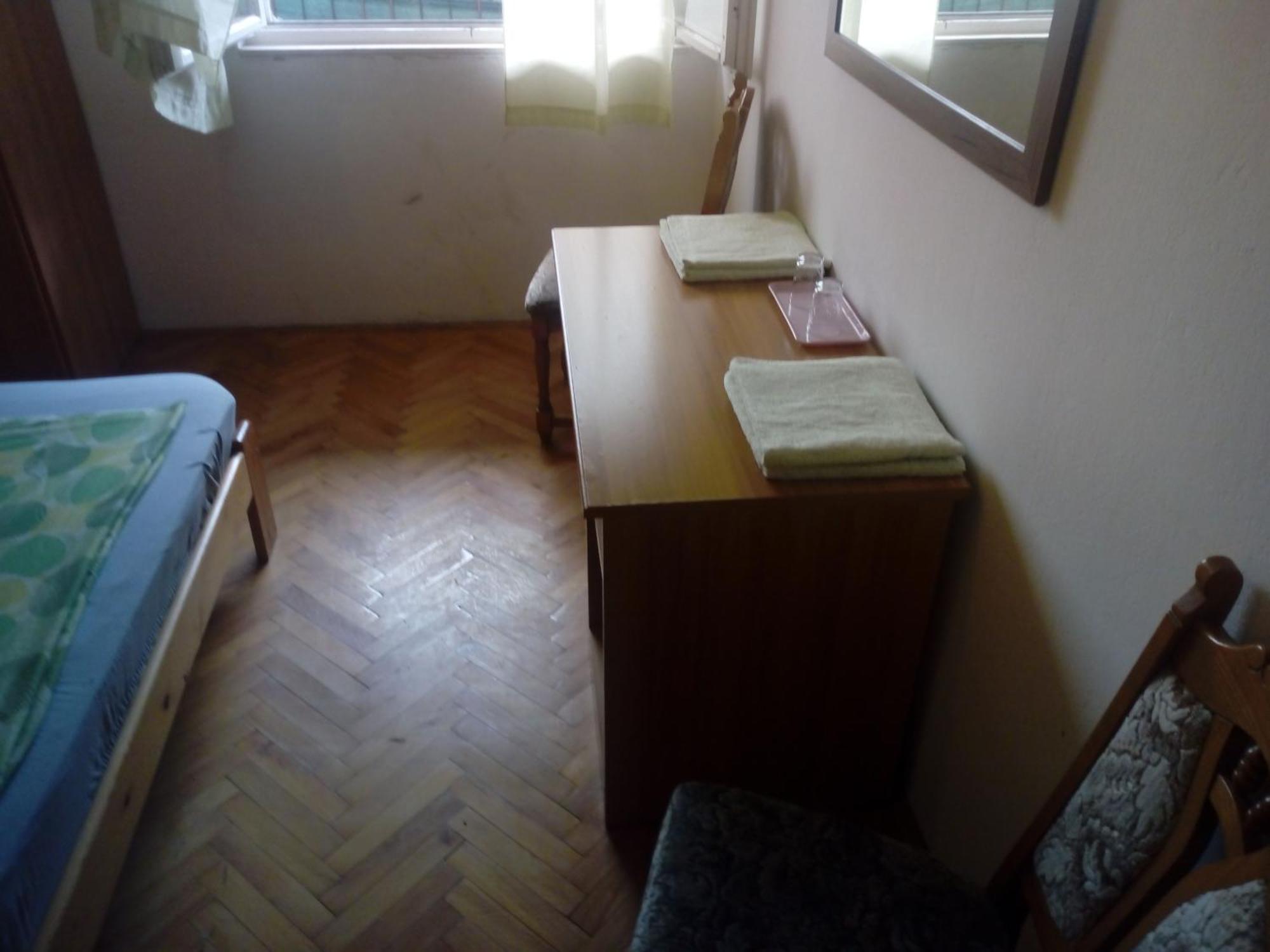 Luka Room's